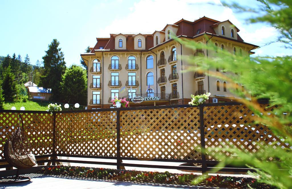 Grand Hotel Pylypets Pilipets Exterior photo